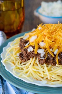  Cincinnati Chili -  Ein unwiderstehlicher Schmelztopf von Gewürzen und Komfort!